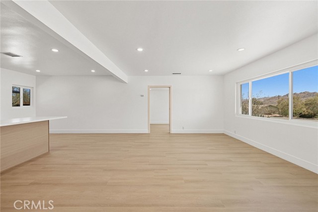 61730 Oleander Drive, Joshua Tree CA: https://media.crmls.org/medias/9509ceed-4125-450c-b534-33a3a9570ac7.jpg