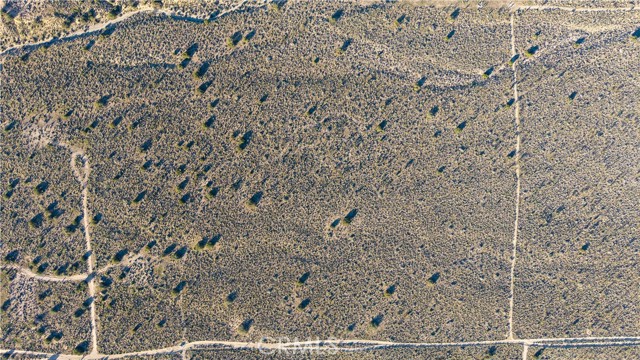 Detail Gallery Image 5 of 10 For 223 Avenue X, Llano,  CA 93544 - – Beds | – Baths