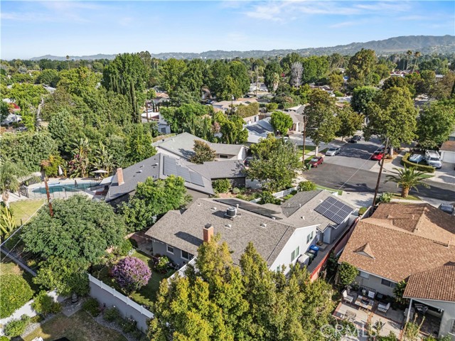 17955 Archwood Street, Reseda CA: https://media.crmls.org/medias/950b06a9-1bf9-4997-873d-59059bfab959.jpg