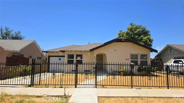 625 Cedar Avenue, Wasco CA: https://media.crmls.org/medias/950c6e2f-f7d5-4e9b-b39d-3da9036ea025.jpg