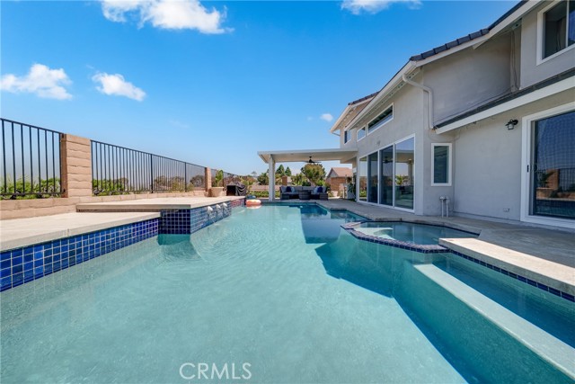 6691 E Smokewood Circle, Anaheim CA: https://media.crmls.org/medias/950c8a80-a745-40ac-9da2-3475715e51e5.jpg