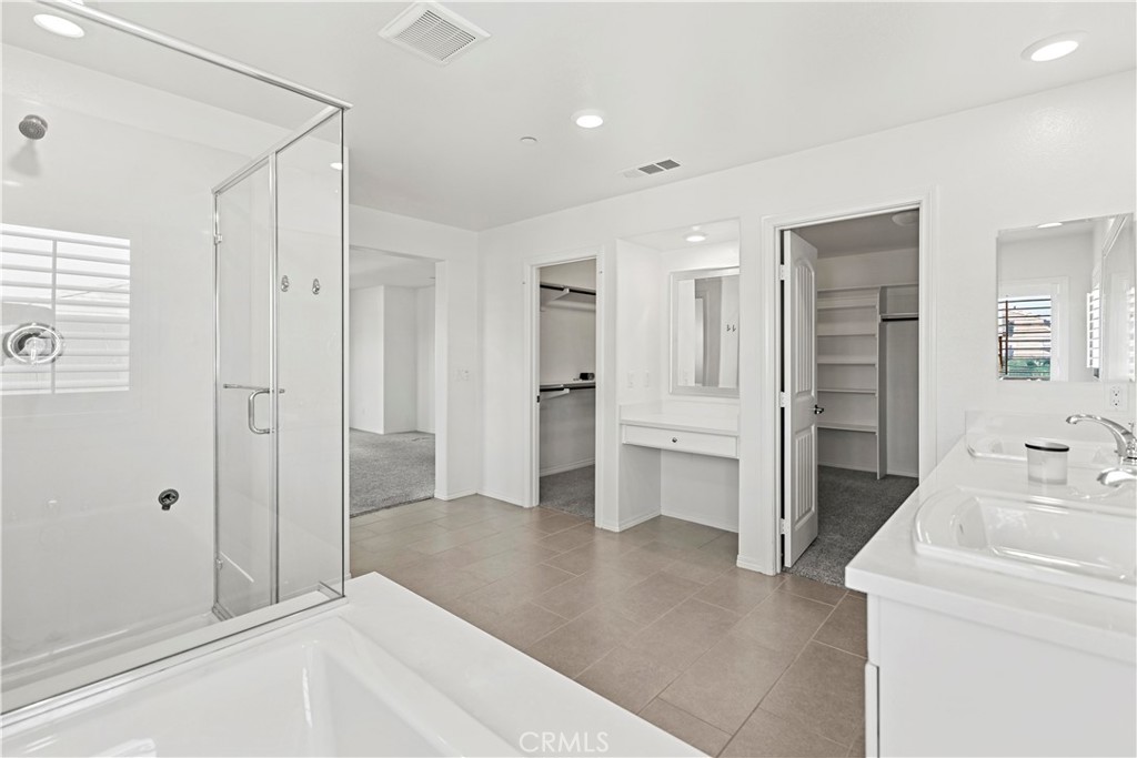 MLS #WS25243385 image #51