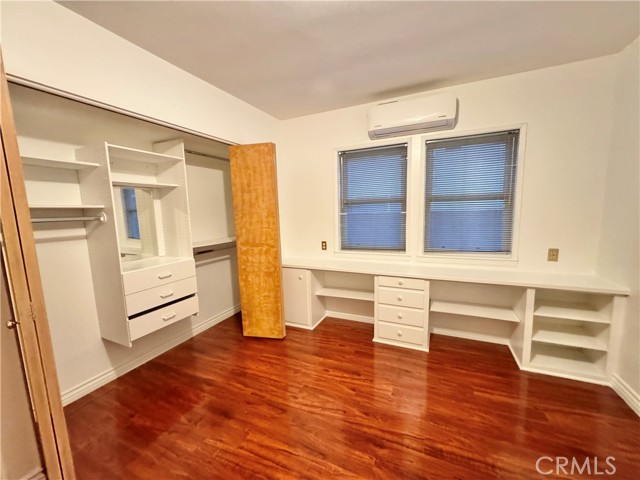 Detail Gallery Image 23 of 37 For 15909 Vincennes St, North Hills,  CA 91343 - 3 Beds | 2/1 Baths