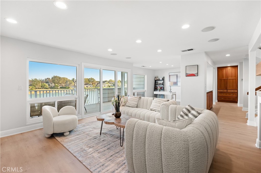 MLS #OC26147382 image #3