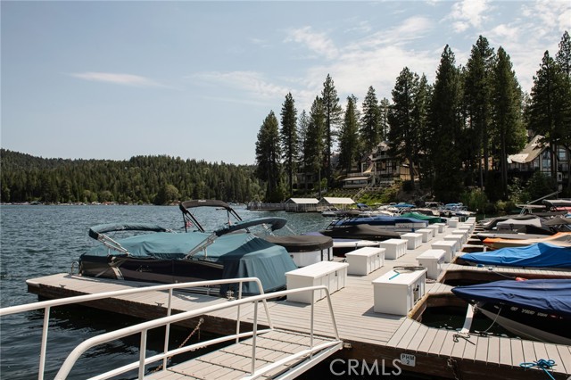 27843 Peninsula N Drive, Lake Arrowhead CA: https://media.crmls.org/medias/950f01ba-ac76-47b7-ad4d-87f3de1cda02.jpg