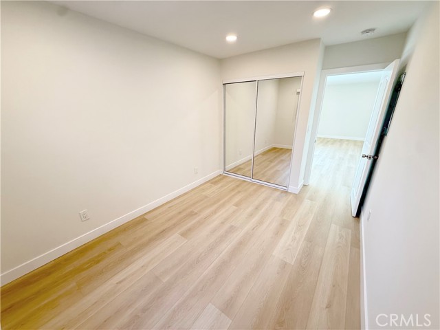 919 E Acacia Avenue, Glendale CA: https://media.crmls.org/medias/951064ab-68b7-4e6a-a8ec-9a5a21d30b94.jpg