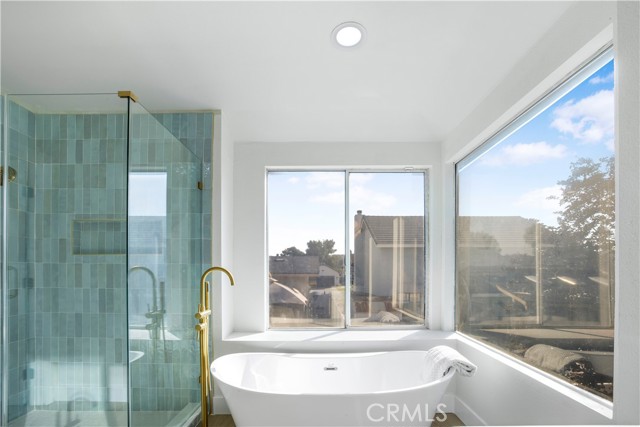 12930 Norfolk Lane, Victorville CA: https://media.crmls.org/medias/95106b72-2a8b-46f7-ac45-f27377c136f0.jpg