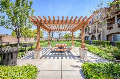 Detail Gallery Image 30 of 31 For 22919 Mariposa Ave #202,  Torrance,  CA 90502 - 3 Beds | 4 Baths