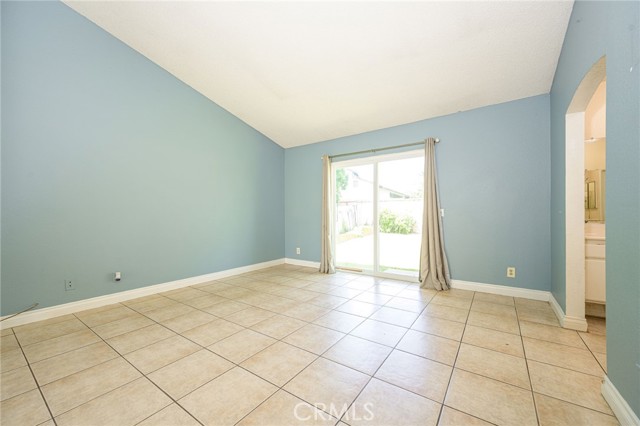 Detail Gallery Image 7 of 15 For 12502 Fern Ave, Chino,  CA 91710 - 3 Beds | 2 Baths