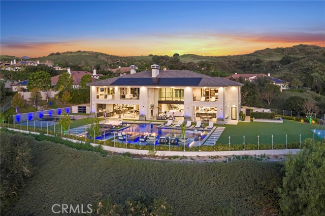 Image 6 of 75 For 11 Thurston Drive