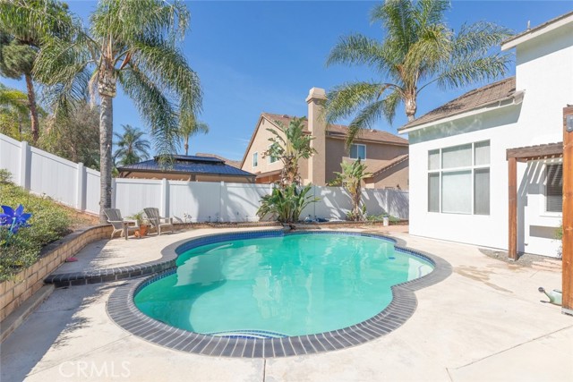 Detail Gallery Image 34 of 46 For 660 Glen Springs, Corona,  CA 92882 - 5 Beds | 3 Baths