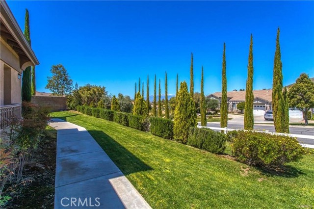 Detail Gallery Image 5 of 69 For 2136 Horse Trail Dr, Redlands,  CA 92373 - 4 Beds | 3/1 Baths