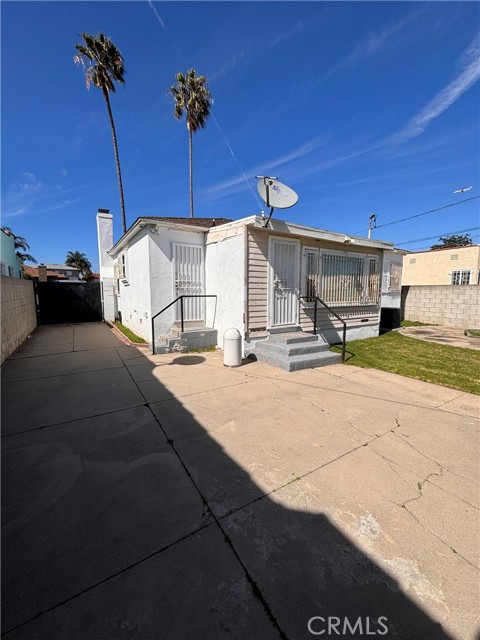 Detail Gallery Image 44 of 47 For 9812 S Denker, Los Angeles,  CA 90047 - 2 Beds | 1 Baths