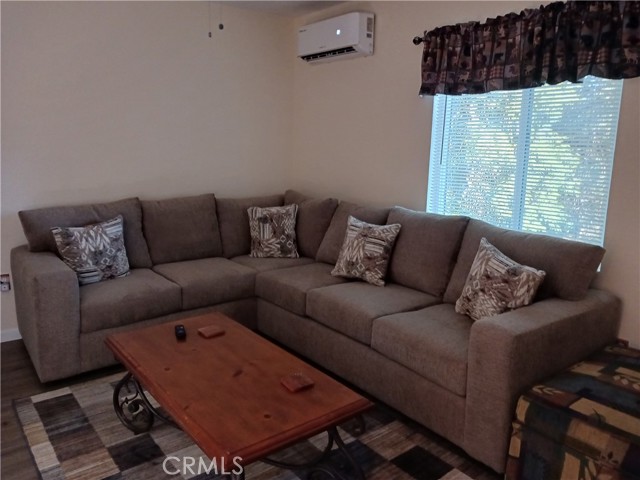 23304 Crest Forest Drive, Crestline CA: https://media.crmls.org/medias/9513d60d-d8f4-4c78-98ec-b458e5e242af.jpg