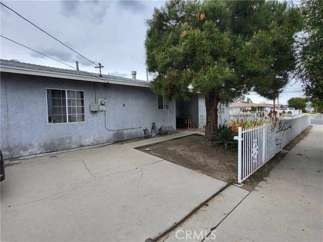 Detail Gallery Image 1 of 4 For 1571 E Olive St, Ontario,  CA 91764 - – Beds | – Baths