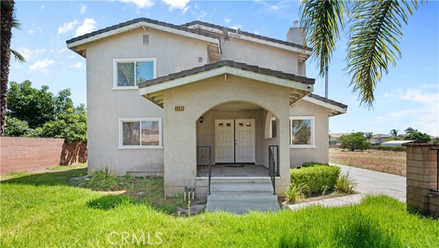 6953 Sierra Avenue, Fontana CA: https://media.crmls.org/medias/9514aeb7-a54c-4d27-8421-1276d7990976.jpg