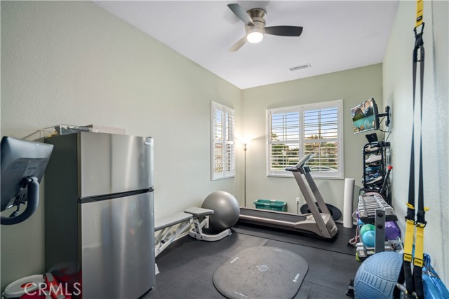 41703 Firenze Street, Lancaster CA: https://media.crmls.org/medias/9514b4a7-7393-402a-b85b-53a5784a562a.jpg