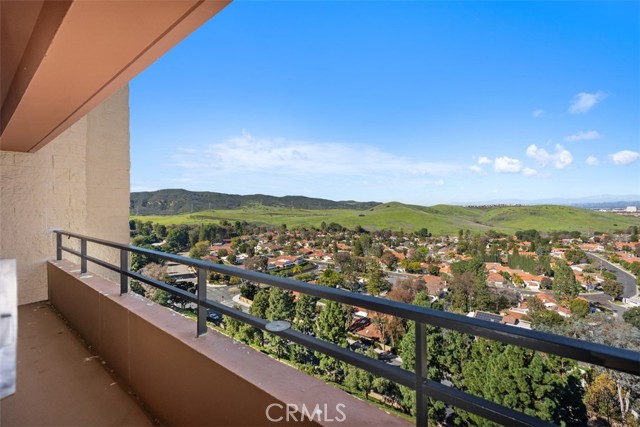 Detail Gallery Image 25 of 54 For 24055 Paseo Del Lago #1303,  Laguna Woods,  CA 92637 - 2 Beds | 2 Baths