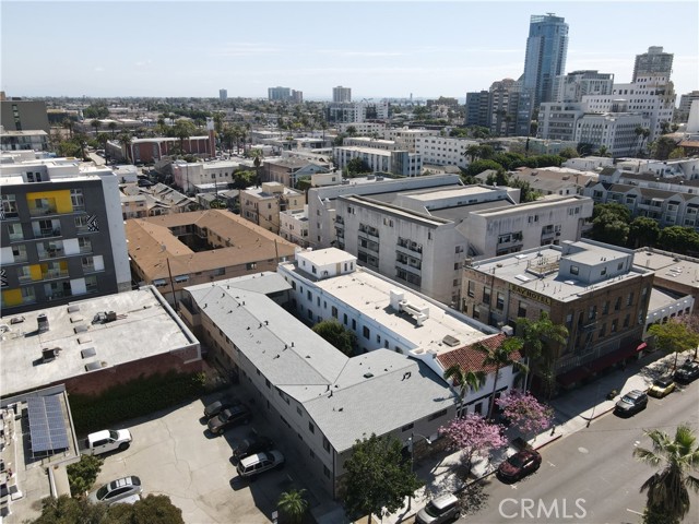 Detail Gallery Image 8 of 13 For 338 Elm Ave #3,  Long Beach,  CA 90802 - 2 Beds | 1 Baths