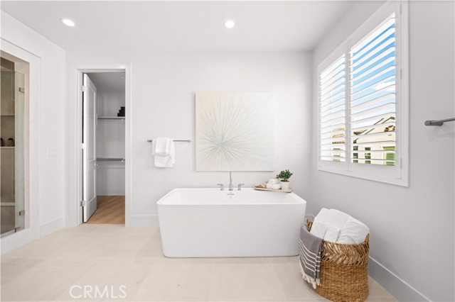 Detail Gallery Image 28 of 46 For 112 Oakstone, Irvine,  CA 92618 - 4 Beds | 3 Baths