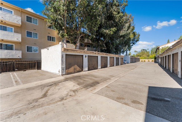 Detail Gallery Image 47 of 48 For 15511 Sherman Way #1,  Van Nuys,  CA 91406 - 2 Beds | 2 Baths
