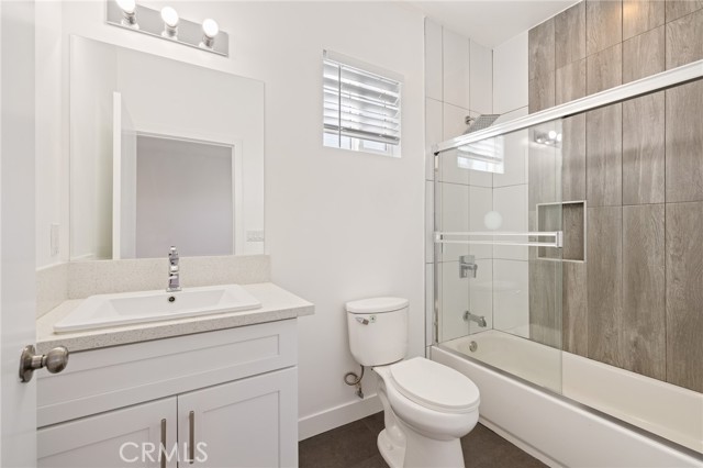 Detail Gallery Image 24 of 53 For 1143 Irolo St, Los Angeles,  CA 90006 - 12 Beds | 14 Baths