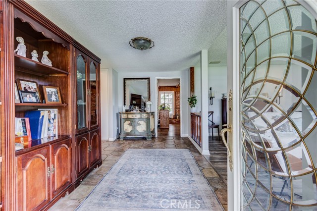 5802 Lakehaven Way, Yorba Linda CA: https://media.crmls.org/medias/951a32c8-b742-49f1-85cf-9105c20a048b.jpg