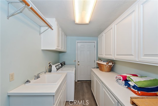 27781 St Bernard Lane, Lake Arrowhead CA: https://media.crmls.org/medias/951afec7-ea1f-471e-8f7b-1b1a28ac7497.jpg