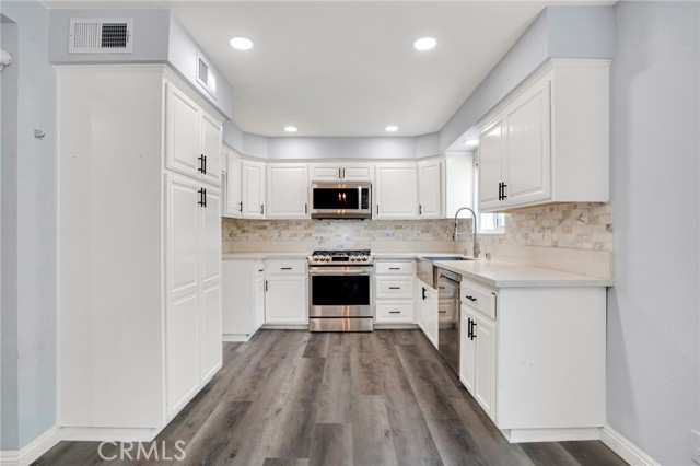 Detail Gallery Image 21 of 49 For 9000 Vanalden Ave #176,  Northridge,  CA 91324 - 2 Beds | 2/1 Baths