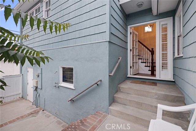 back patio/ garage entrance off alley