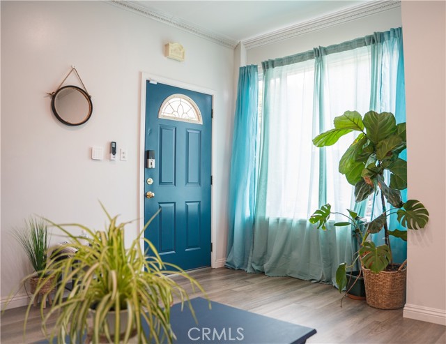 Detail Gallery Image 6 of 21 For 122 Lime Ave, Long Beach,  CA 90802 - 2 Beds | 2 Baths
