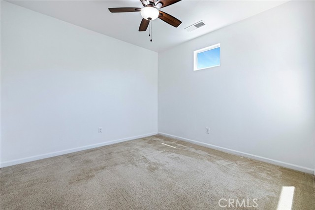 Detail Gallery Image 17 of 28 For 1587 N Strada Way, Clovis,  CA 93619 - 3 Beds | 2/1 Baths