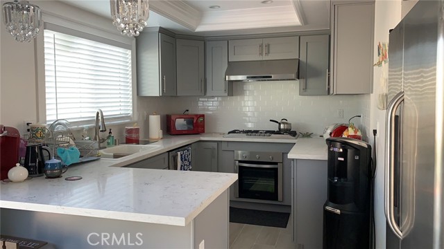 Detail Gallery Image 4 of 20 For 509 W Duarte #B,  Monrovia,  CA 91016 - 2 Beds | 3 Baths