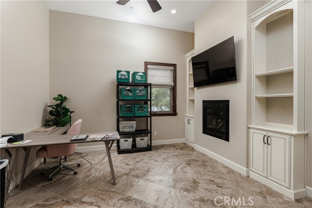 1950 Lemon Ranch Road, Arroyo Grande CA: https://media.crmls.org/medias/951da381-5a8c-4fa5-b69d-9b9f7623e2ad.jpg