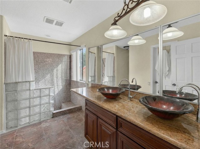 Detail Gallery Image 19 of 43 For 8841 Oakmount Bld, Desert Hot Springs,  CA 92240 - 3 Beds | 2/1 Baths
