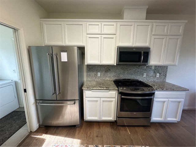 Image 19 of 57 For 5427 Shooting Star Road