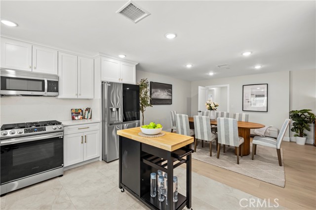 16360 Parthenia photo 11
