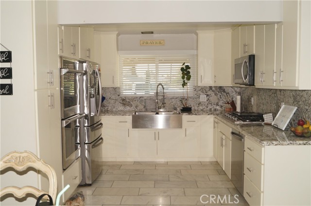 Detail Gallery Image 10 of 32 For 840 Apache Trl, Riverside,  CA 92507 - 3 Beds | 2 Baths