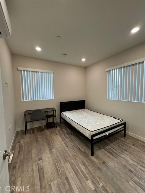 Detail Gallery Image 13 of 32 For 621 1/2 N Normandie Ave, Los Angeles,  CA 90004 - 4 Beds | 4 Baths