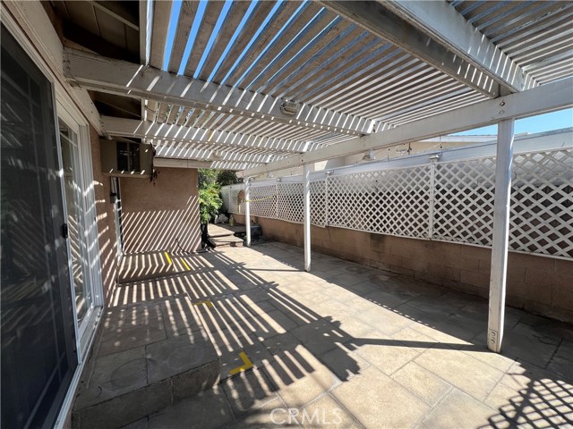 Detail Gallery Image 20 of 23 For 8294 E Carburton, Long Beach,  CA 90808 - 4 Beds | 2 Baths