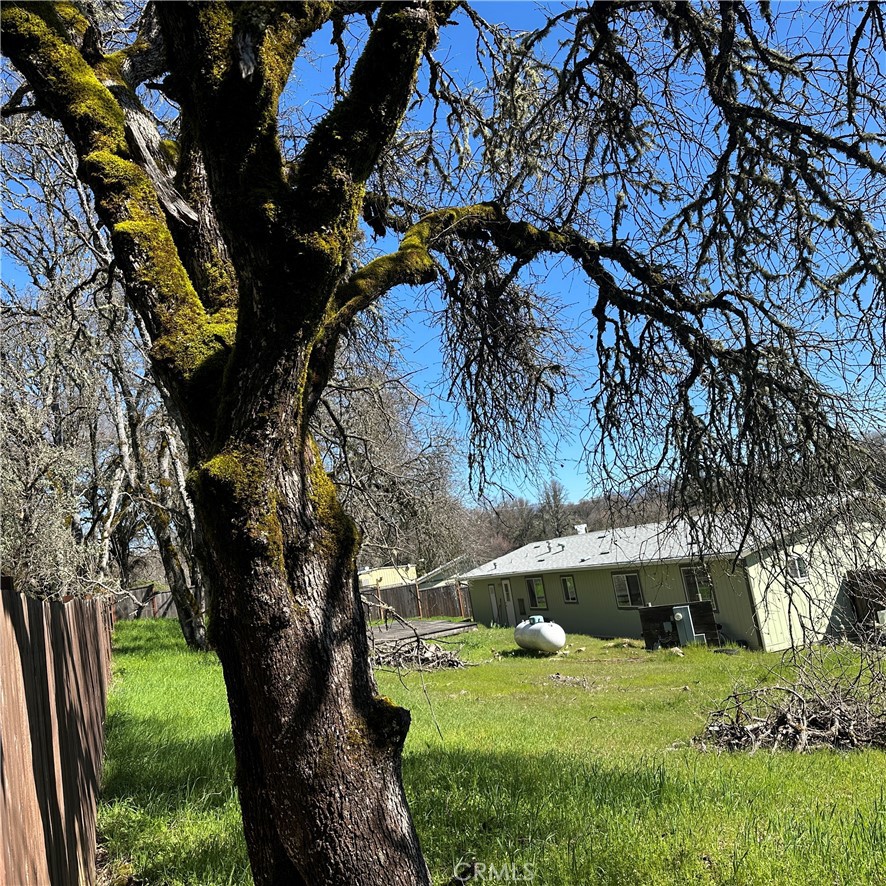 https://media.crmls.org/medias/95215784-ce92-490b-8579-cfe4f949d729.jpg?preset=X-Large