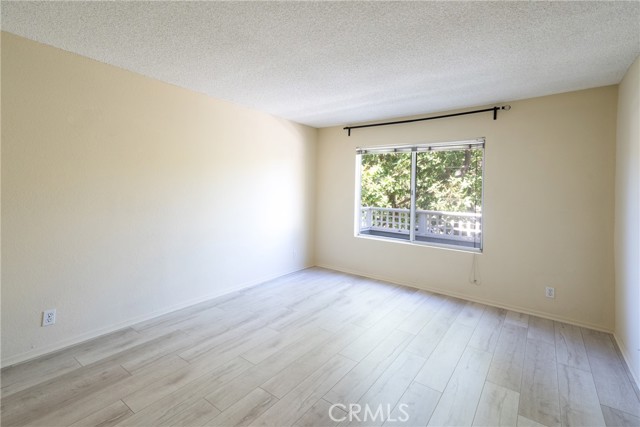 5 Elmbrook, Aliso Viejo CA: https://media.crmls.org/medias/9521ac80-75ce-459a-9582-e118b93b7168.jpg