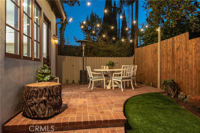 1725 Oak Avenue, Manhattan Beach, California 90266, 4 Bedrooms Bedrooms, ,4 BathroomsBathrooms,Residential,Sold,Oak,SB21251679