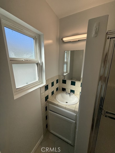 9762 Stanwin Avenue, Arleta CA: https://media.crmls.org/medias/95227263-3794-4a15-94cd-1ea8845b7bd1.jpg
