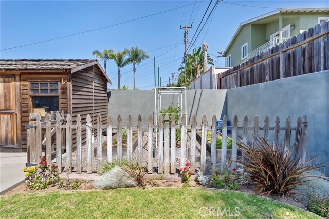 516 Paulina Avenue, Redondo Beach, California 90277, 3 Bedrooms Bedrooms, ,2 BathroomsBathrooms,Residential,Sold,Paulina,SB22114016