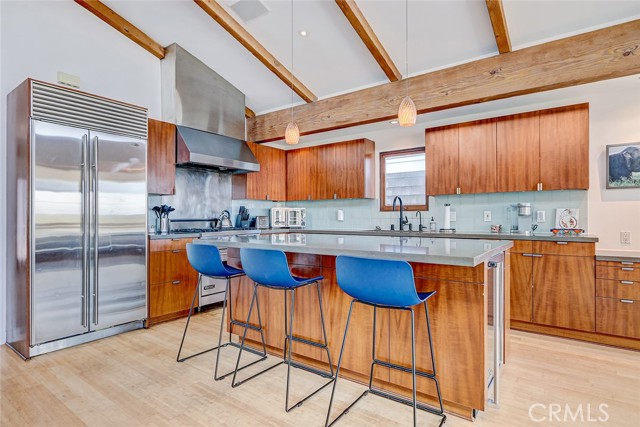 3205 Bayview Drive, Manhattan Beach, California 90266, 5 Bedrooms Bedrooms, ,5 BathroomsBathrooms,Residential,For Sale,Bayview,SB26067701