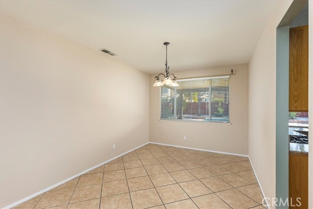 Detail Gallery Image 11 of 42 For 35604 Shadow, Winchester,  CA 92596 - 4 Beds | 3 Baths