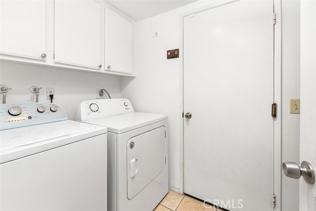 Detail Gallery Image 13 of 31 For 3935 Caminito Silvela, San Diego,  CA 92122 - 3 Beds | 2 Baths