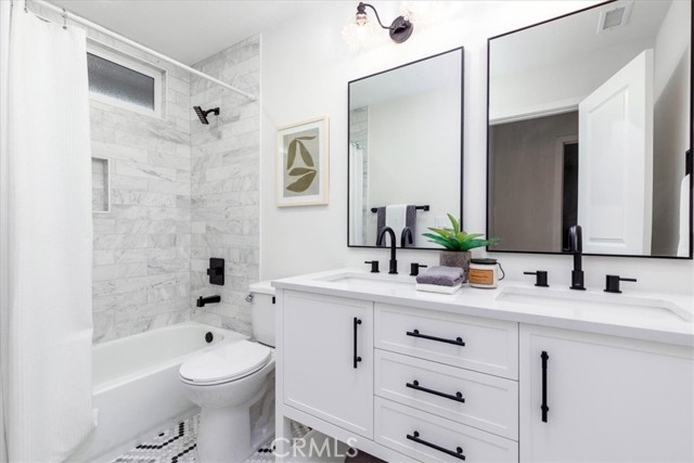 27951 Encanto, Mission Viejo CA: https://media.crmls.org/medias/95275faf-3720-47aa-aafe-96a600ef0e3f.jpg