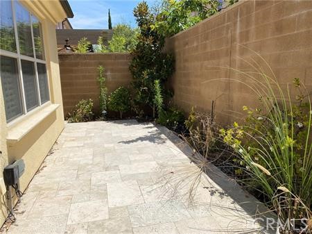 Detail Gallery Image 5 of 30 For 202 Midvale Ln, Irvine,  CA 92620 - 4 Beds | 4 Baths